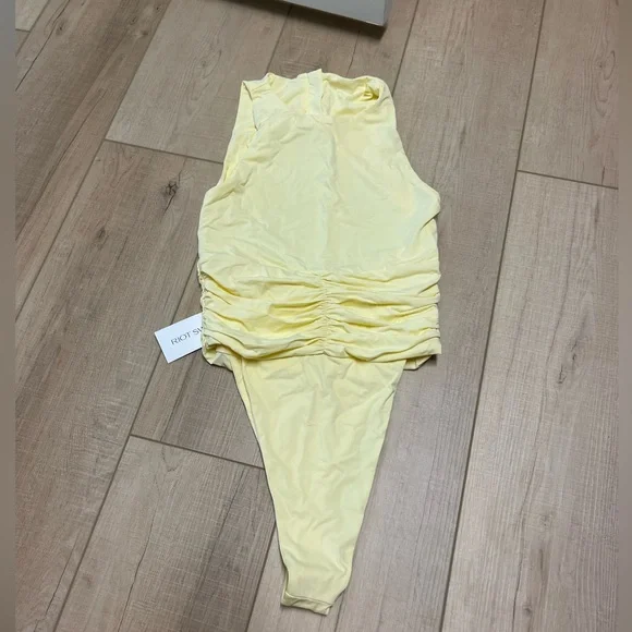 Riot Swim Jace One Piece - Picture 4 of 5